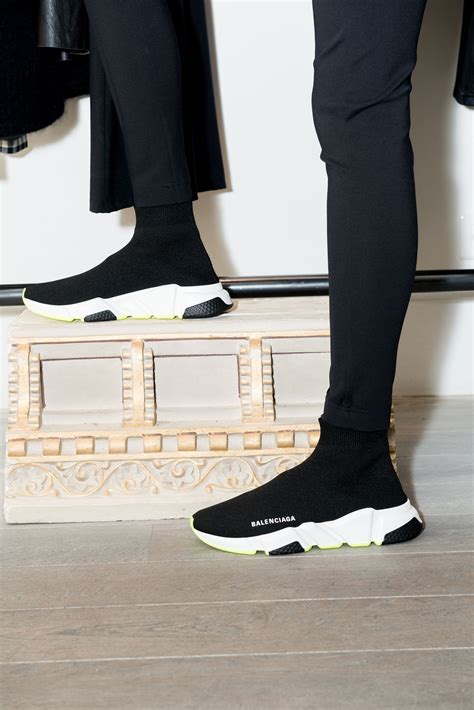 balenciaga speed trainer triple black replica